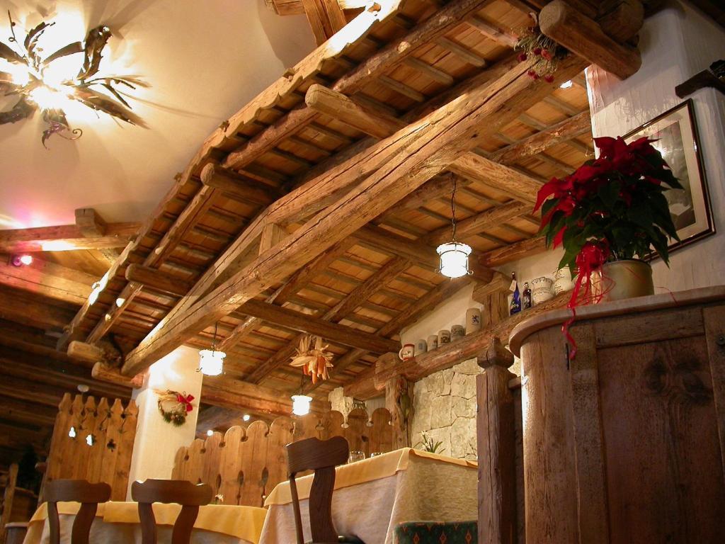 Hotel Garni Soreie Поцца-ді-Фасса Екстер'єр фото