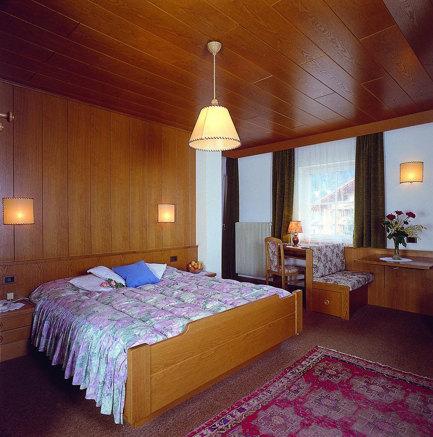 Hotel Garni Soreie Поцца-ді-Фасса Екстер'єр фото