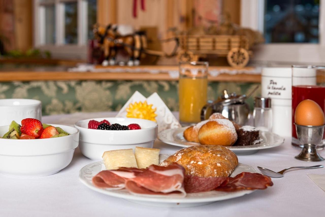 Hotel Garni Soreie Поцца-ді-Фасса Екстер'єр фото